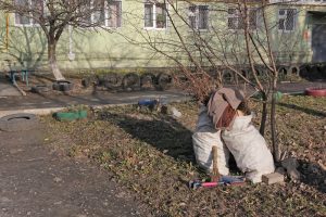 Social-Distancing Approved Landscaping Services - Five Star Landscaping - Landscaping Calgary - Featured Image